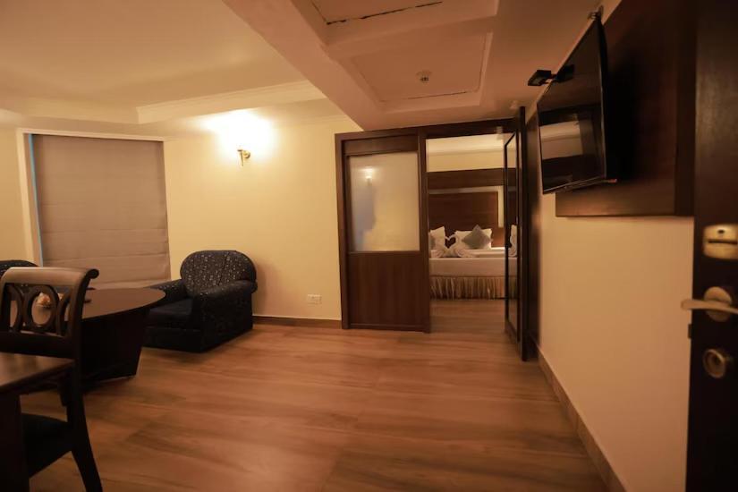 The Quilon Beach Hotel And Convention Center Kollam Exterior foto