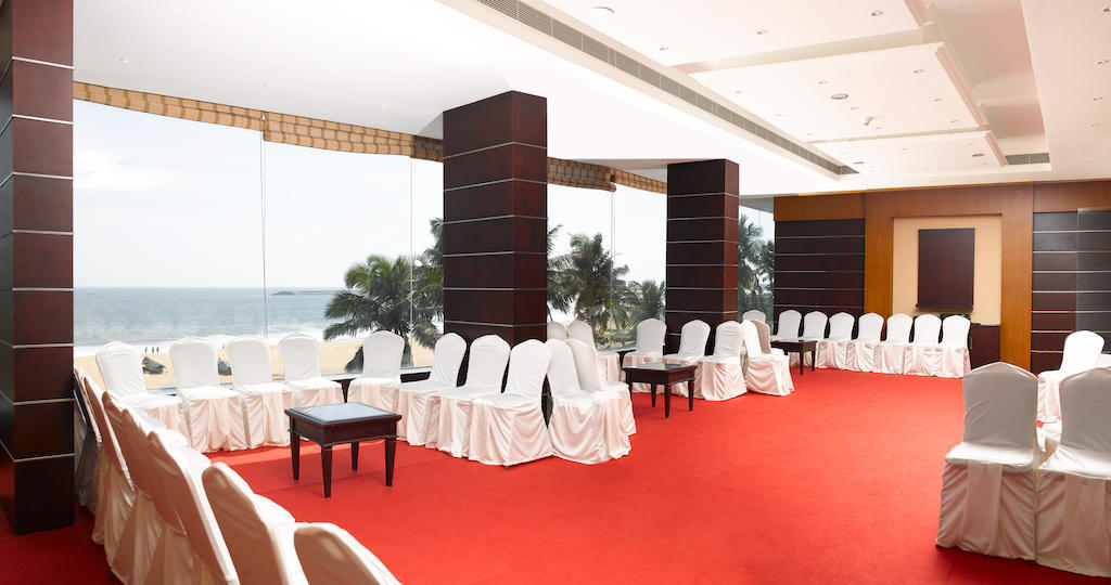 The Quilon Beach Hotel And Convention Center Kollam Instalações foto